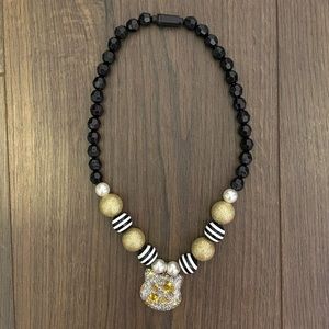 NWOT. Chunky beaded cat necklace